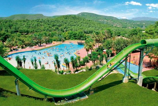 aqualeon safari and water park
